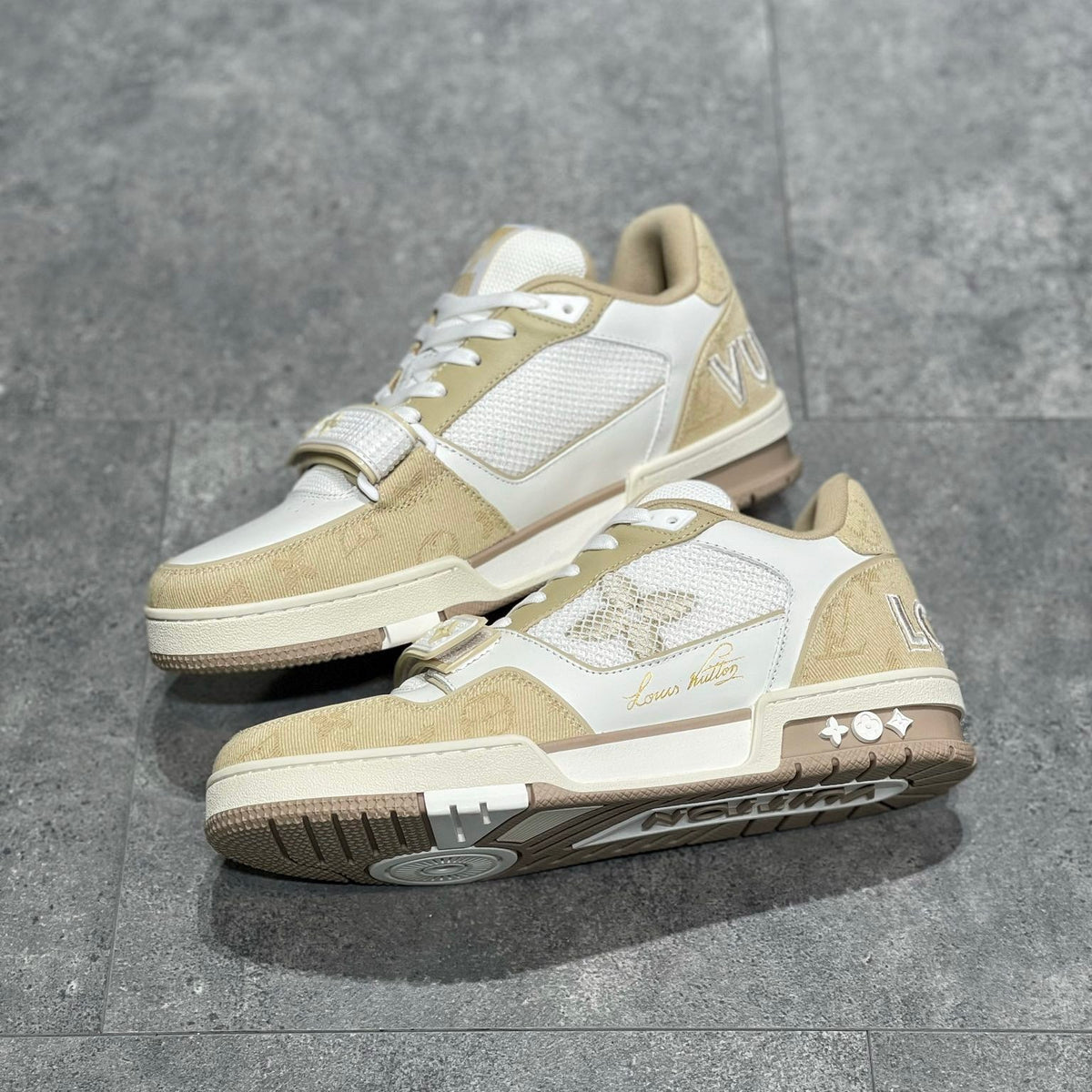 LOU TRAINERS