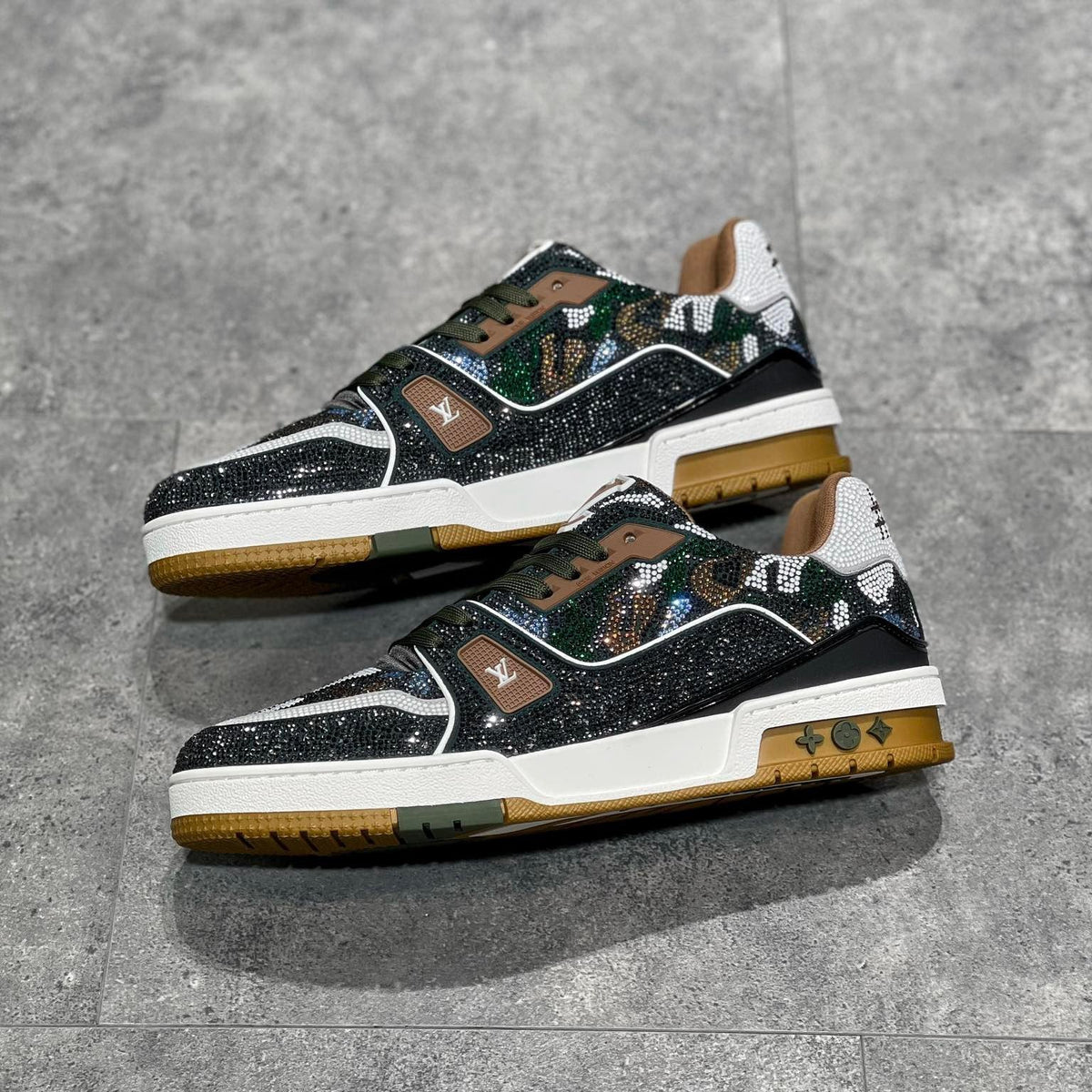 LOU TRAINERS