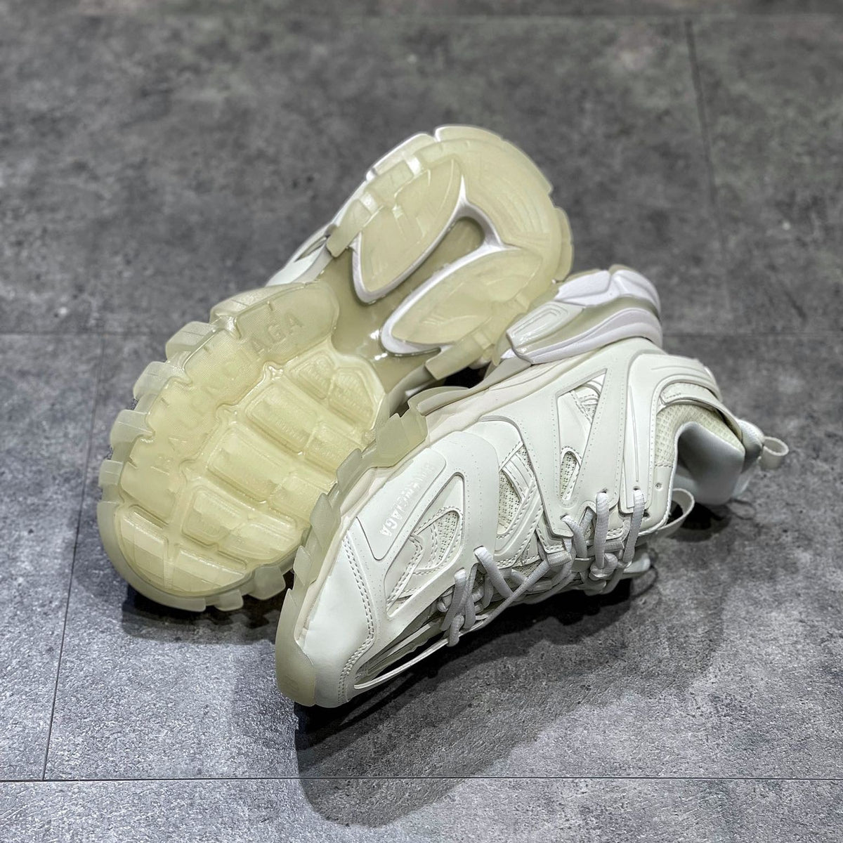 BAL TRACK 3.0 SNEAKERS