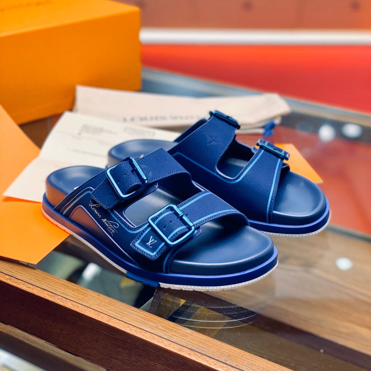 LOU TRAINER MULES
