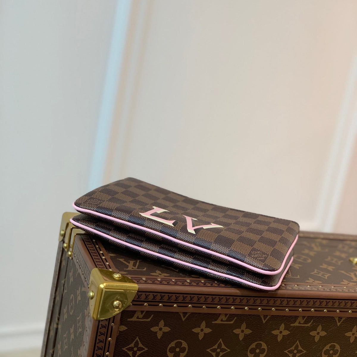 LOU DOUBLE ZIP POCHETTE