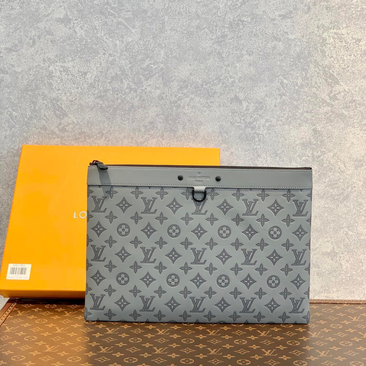 LOU DISCOVERY POCHETTE