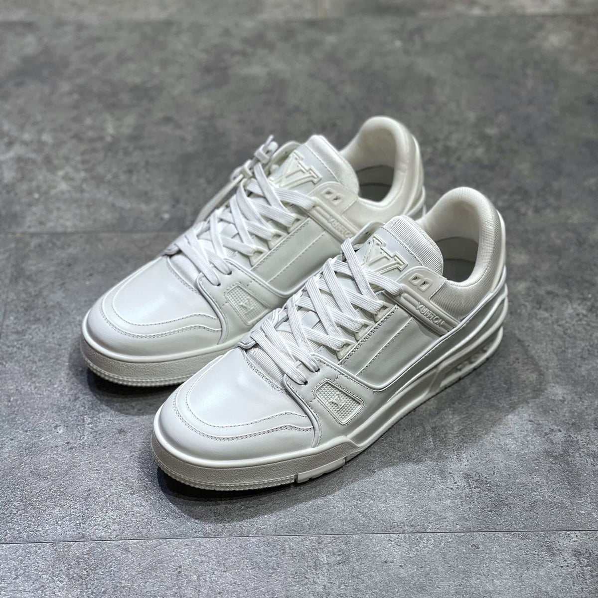 LOU TRAINERS
