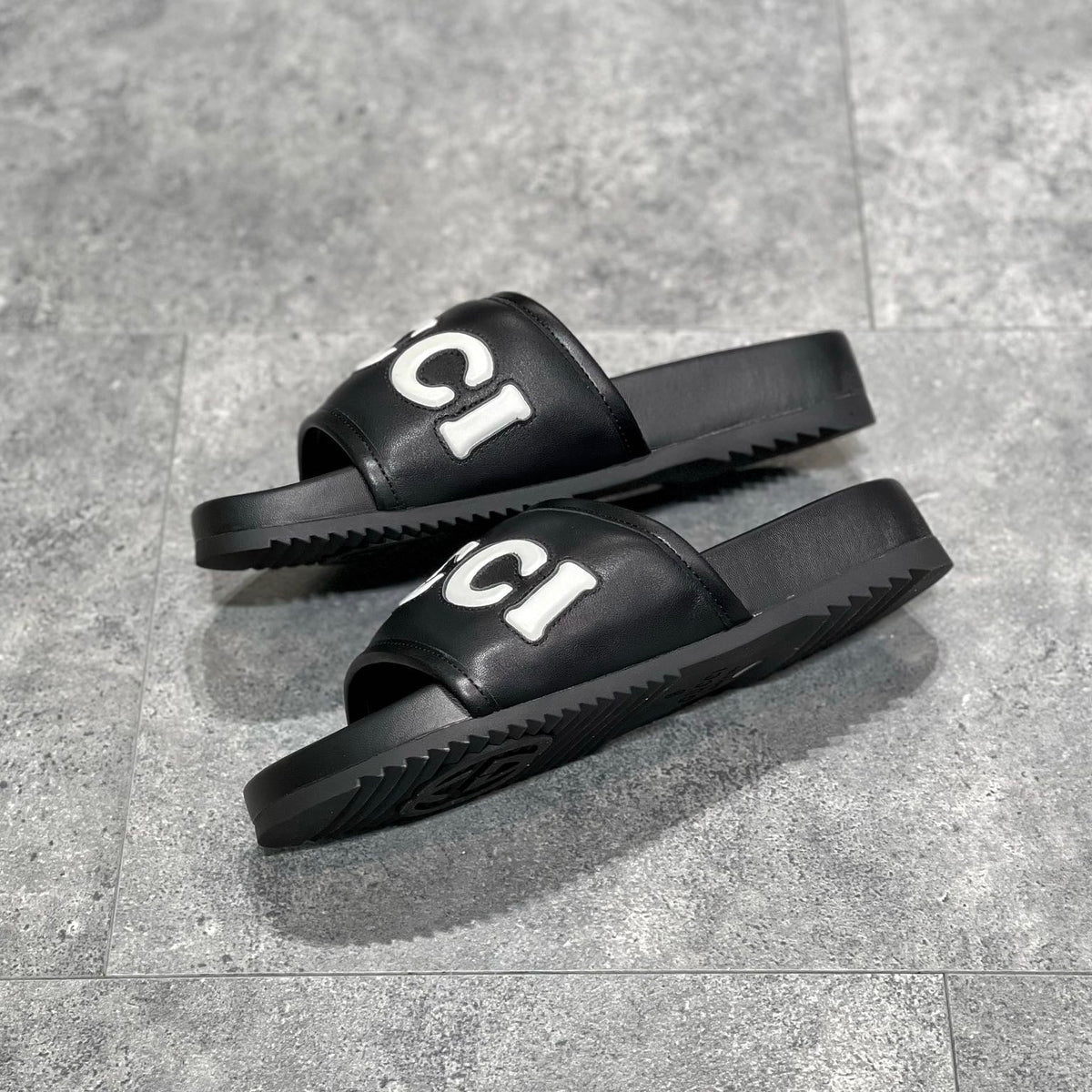 GG SLIDES