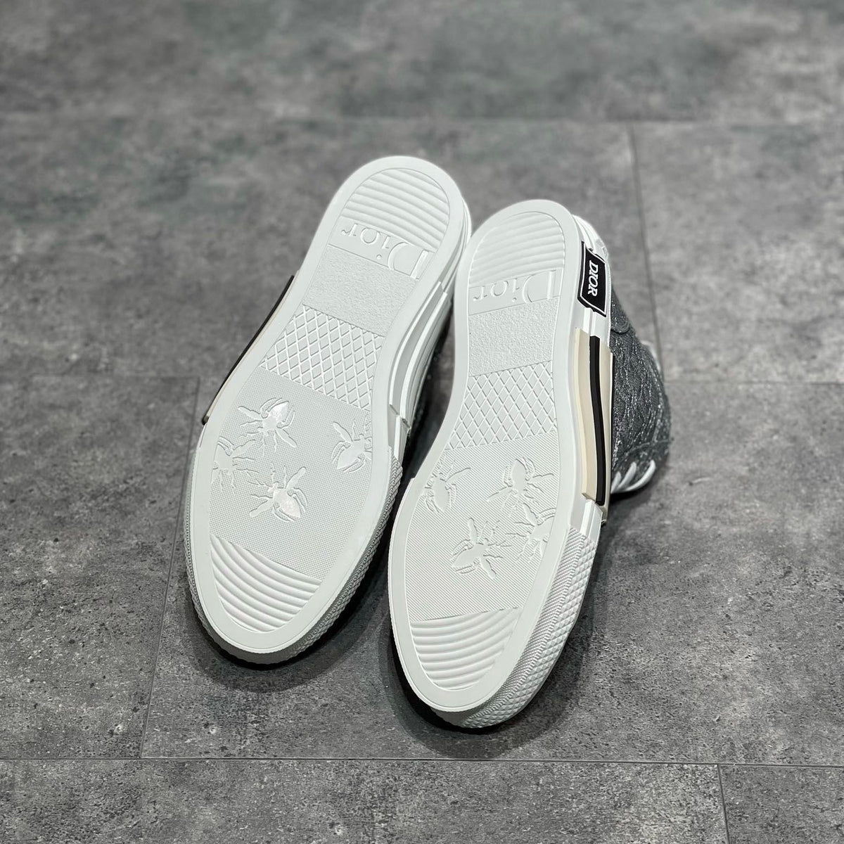 CD B23 SNEAKERS