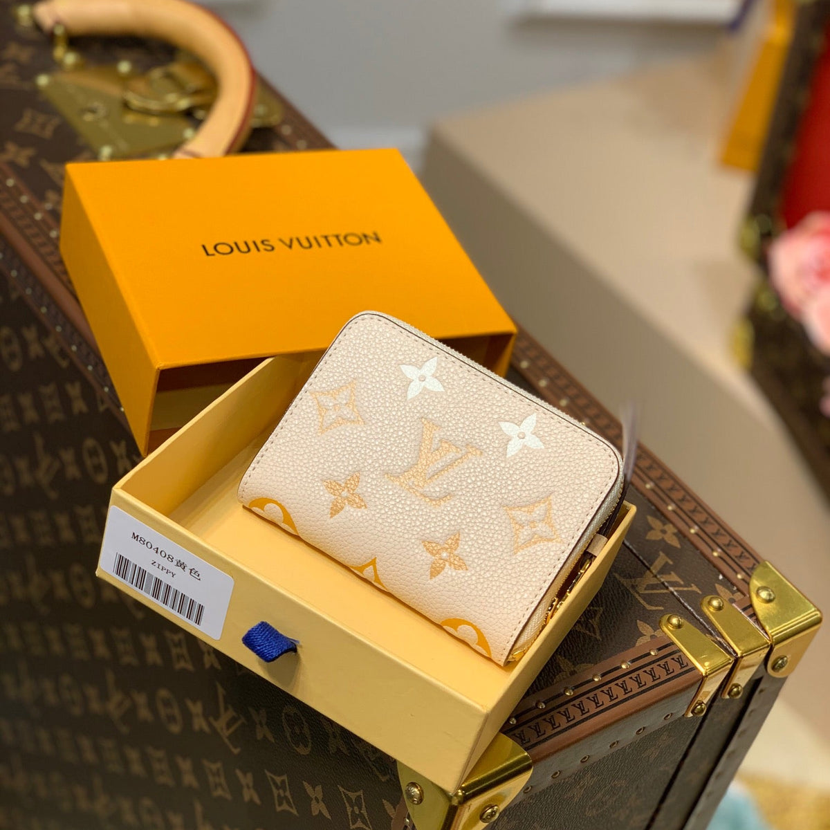 LOU SARAH WALLET