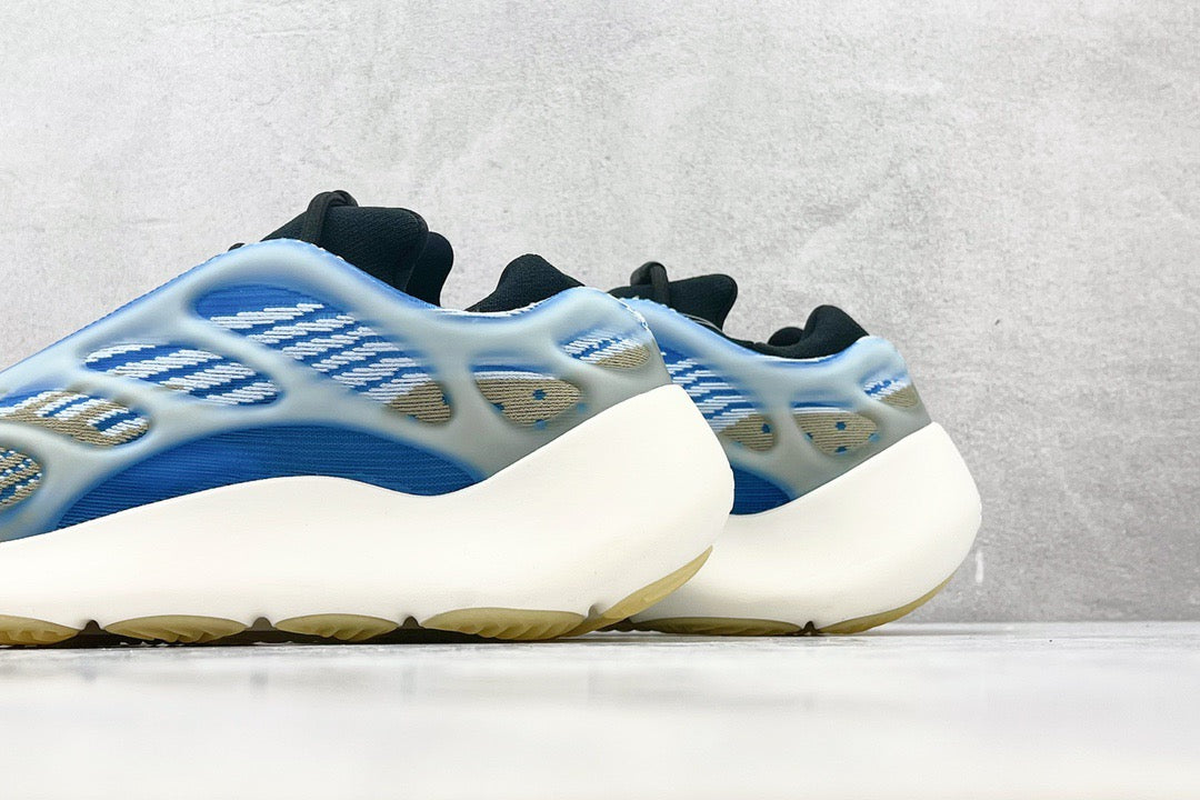 YEEZY 700 V3 ARZARETH