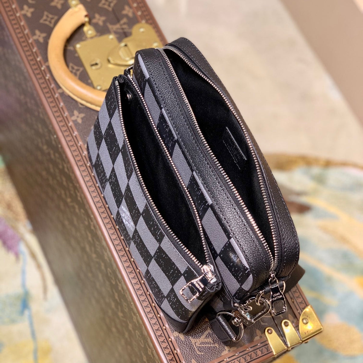 LOU TRIO MESSENGER BAG