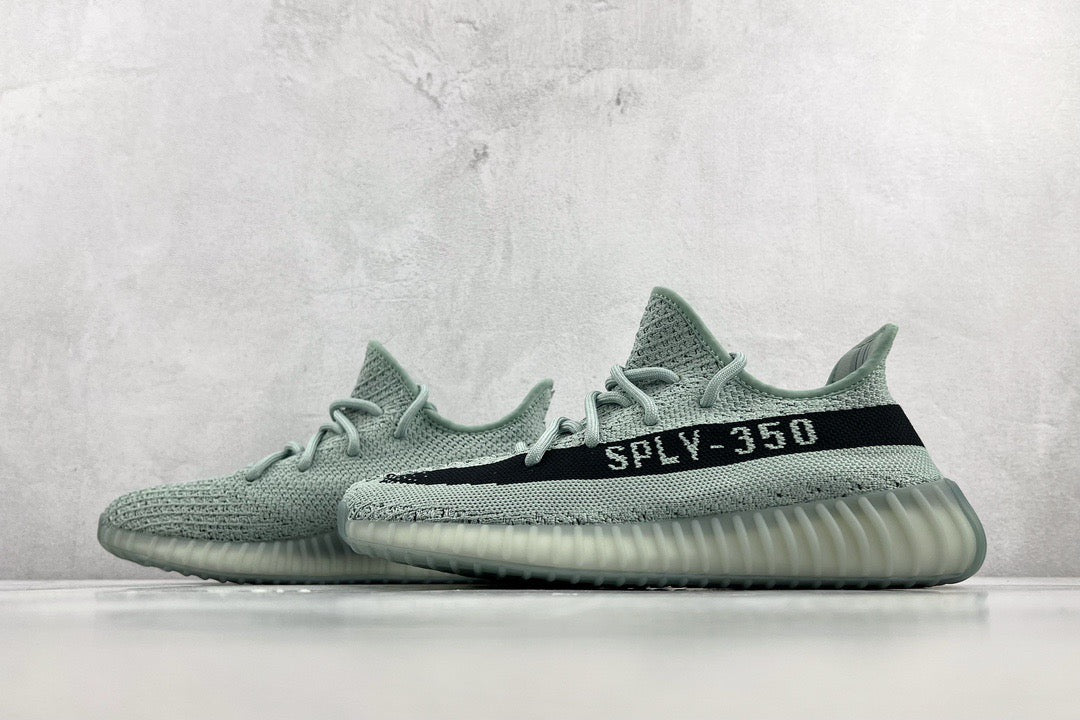 YEEZY BOOST 350 V2