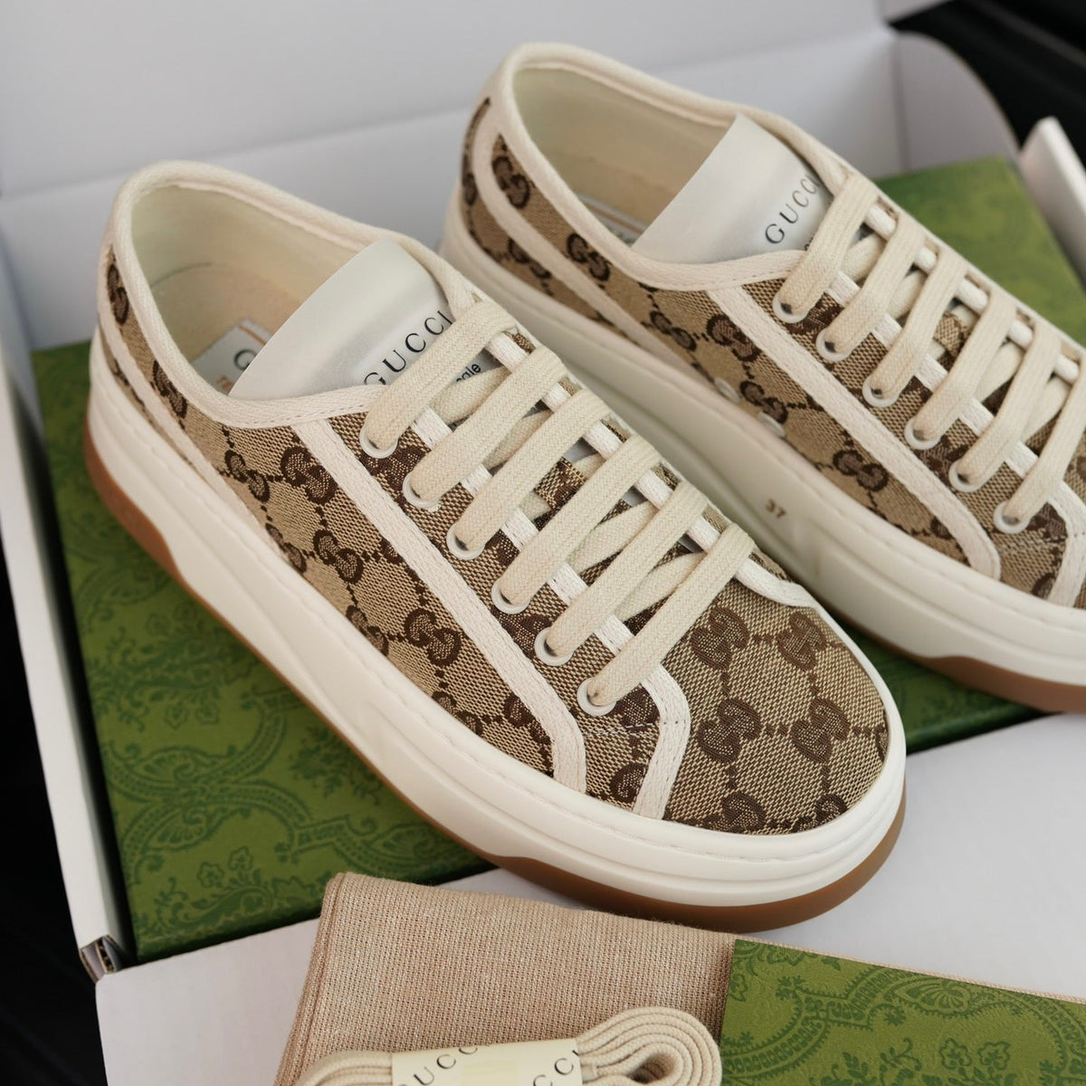 GG TENNIS TRAINERS