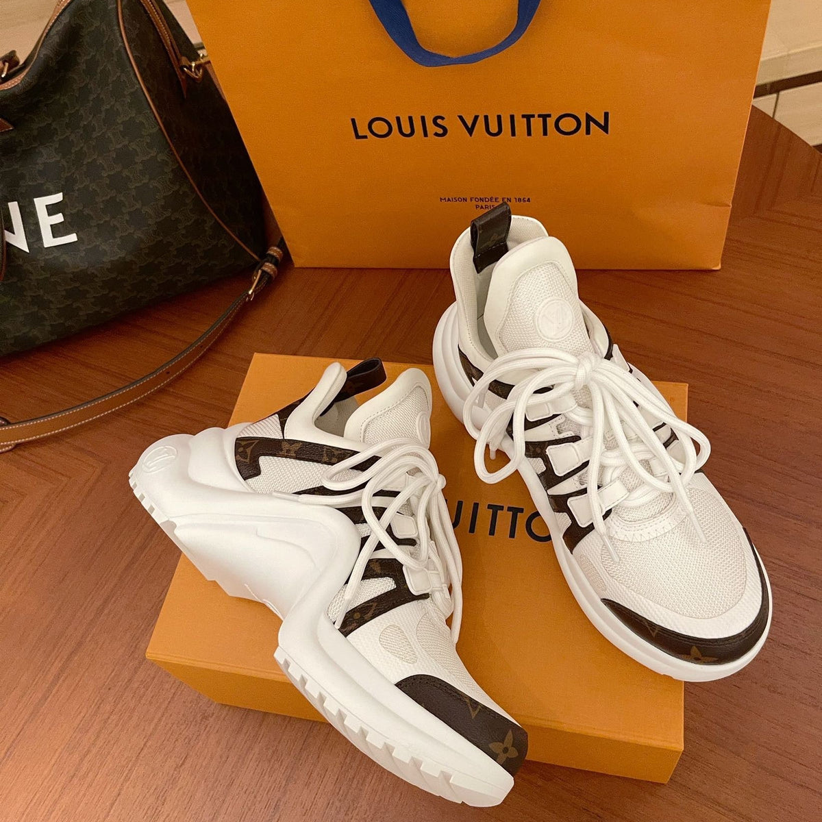 LOU ARCHLIGHT TRAINERS
