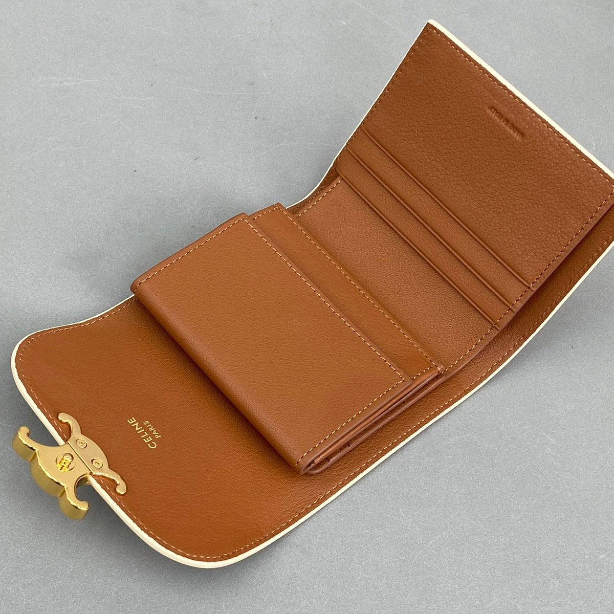 CEL TRIOMPHE WALLET