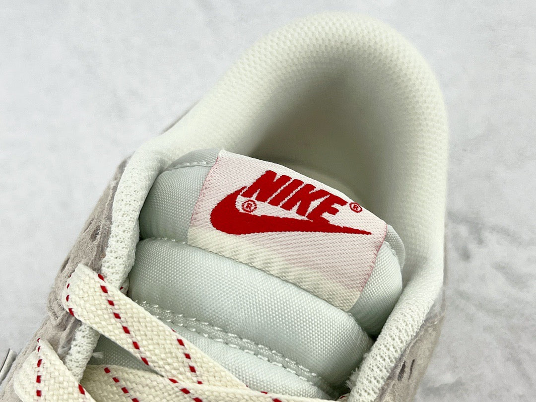 DUNK LOW x OTOMO KATUSHIRO