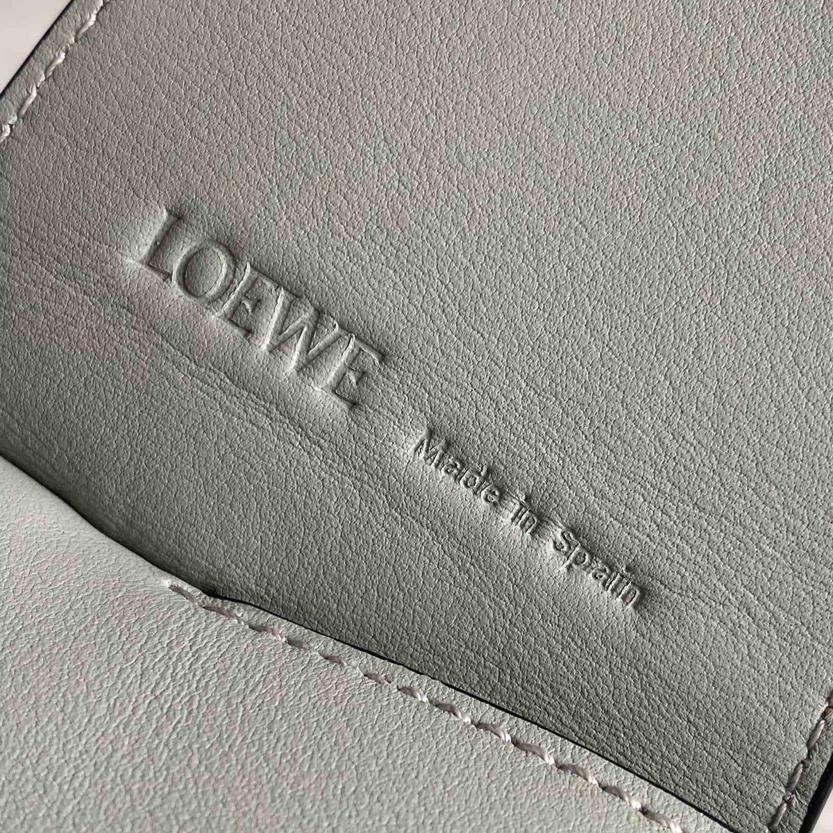 LOEW PUZZLE HOBO BAG