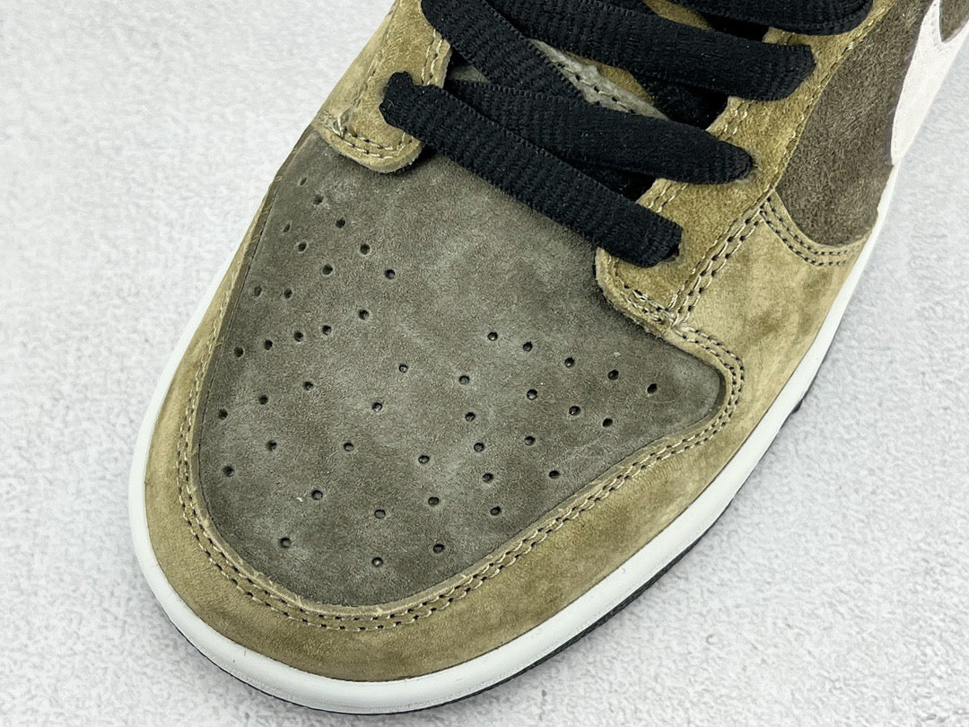 DUNK LOW x OTOMO KATUSHIRO