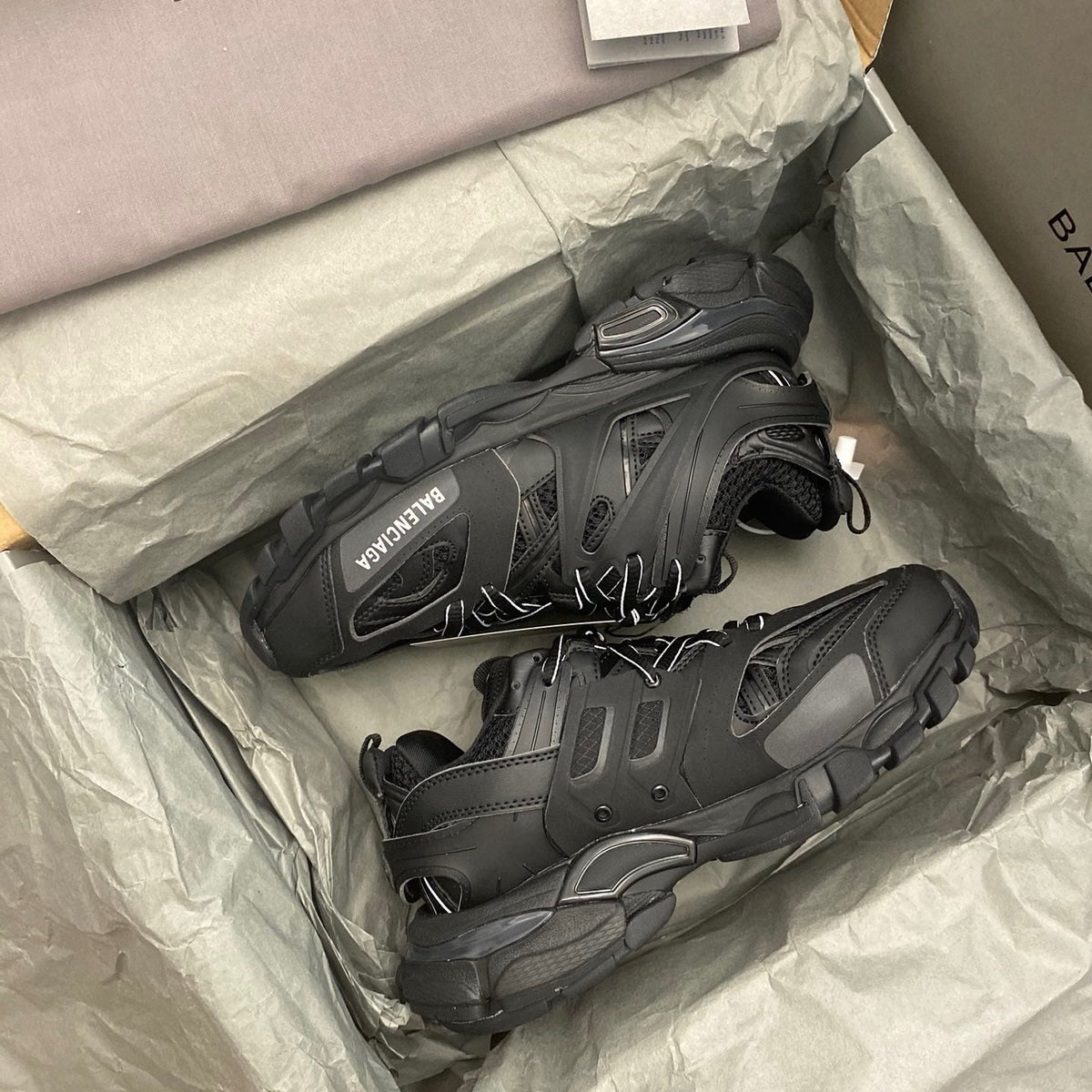 BAL TRACK 3.0 SNEAKERS