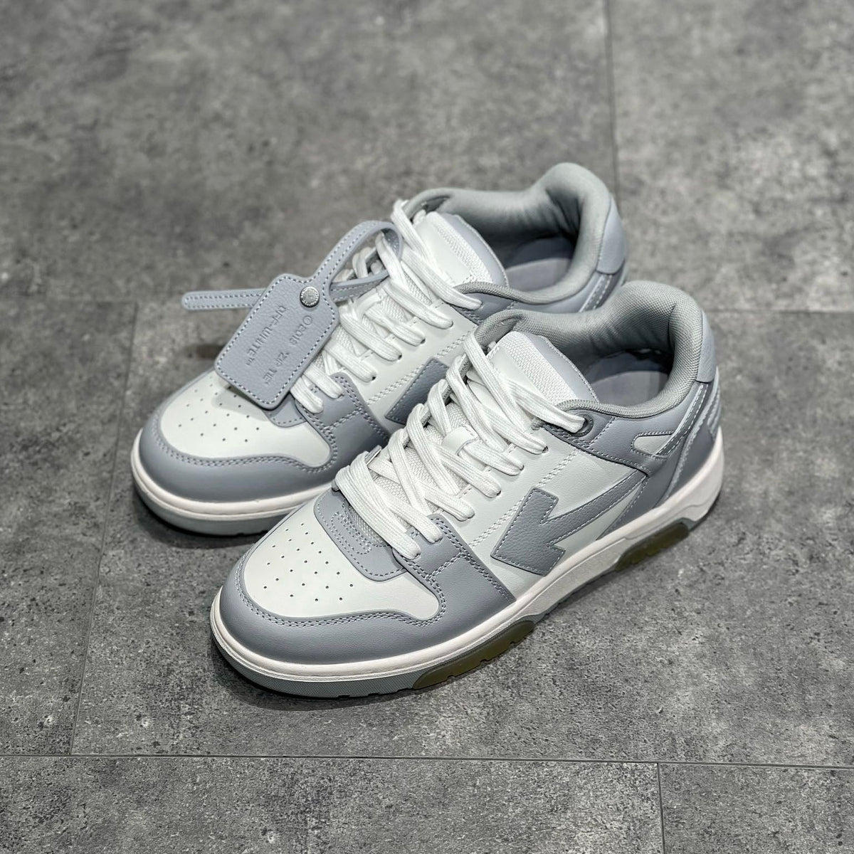 OFF W OUT OF OFFICE SNEAKERS