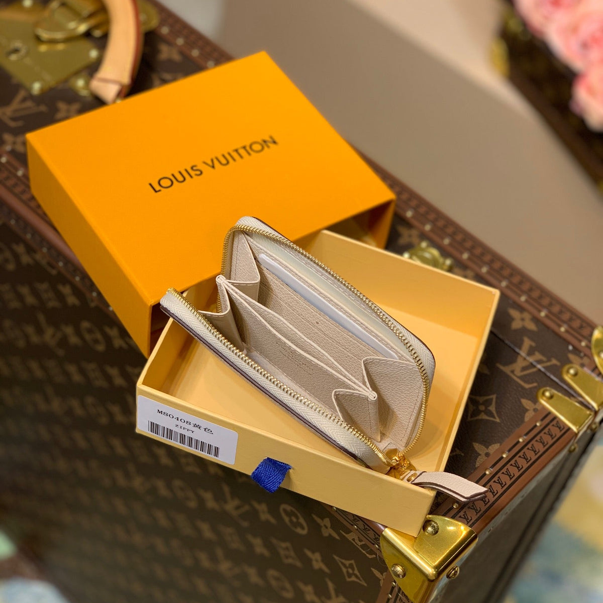 LOU SARAH WALLET