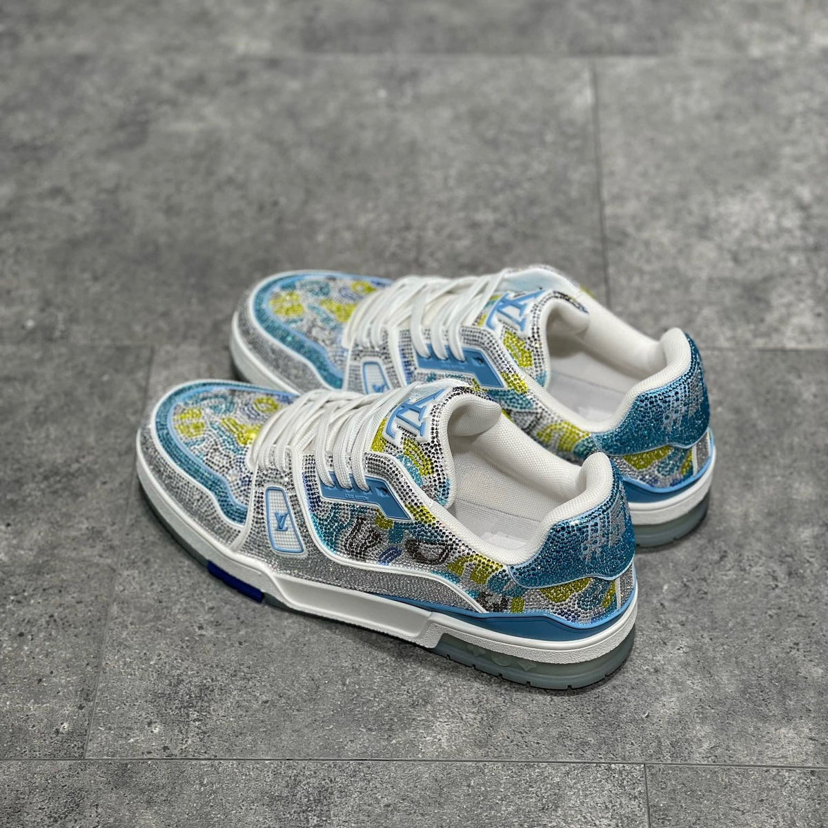 LOU TRAINERS