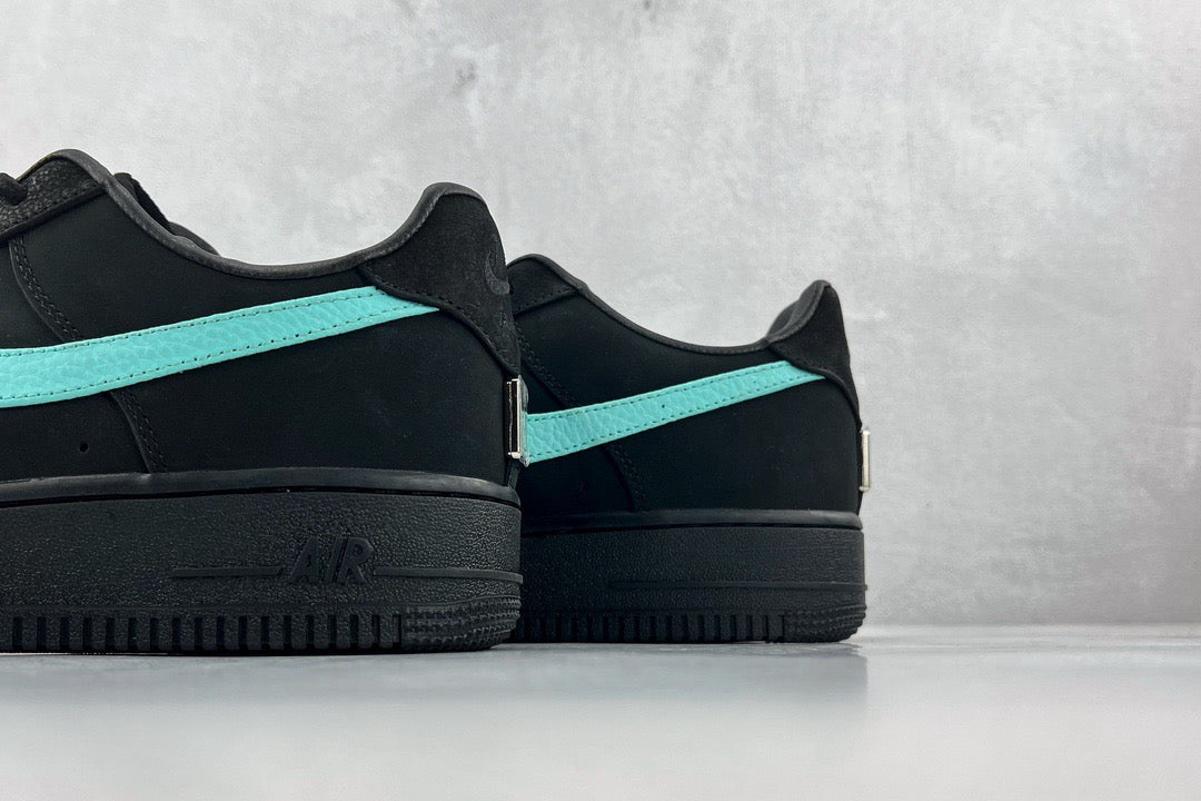 NIKE x TIFFANY AIR FORCE