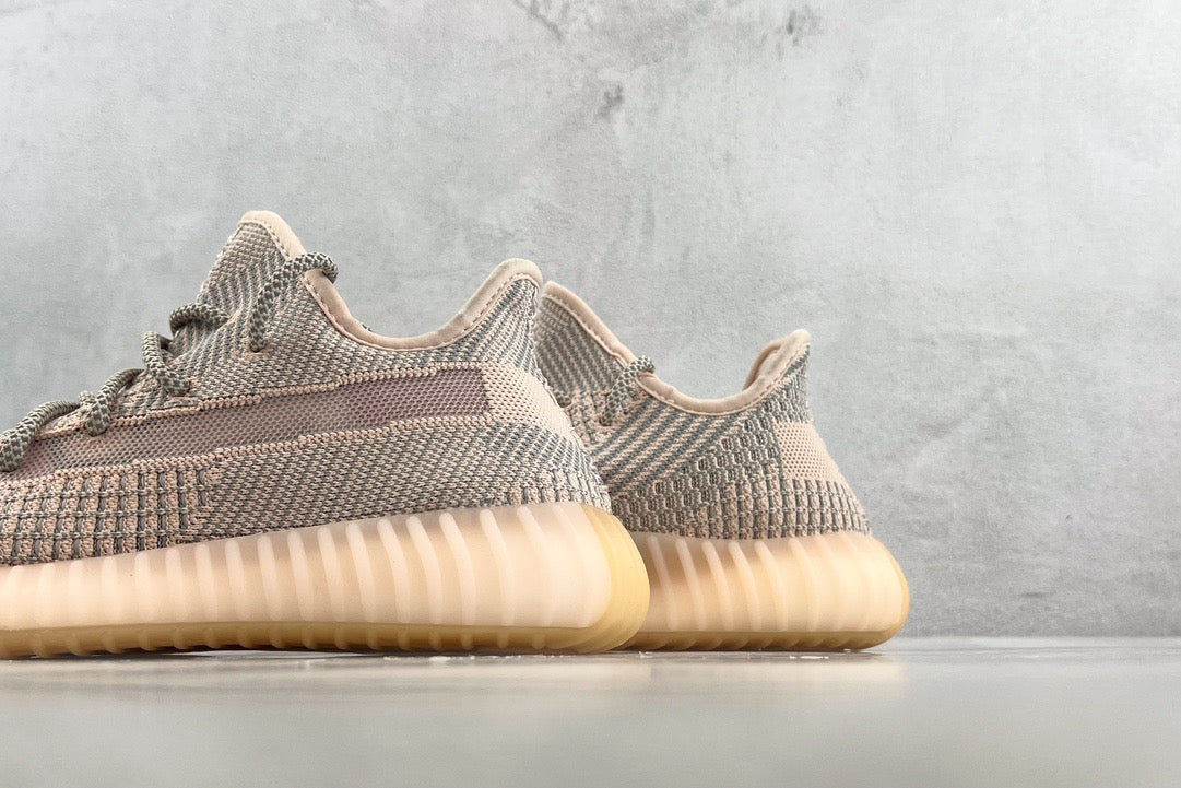 YEEZY BOOST 350 V2