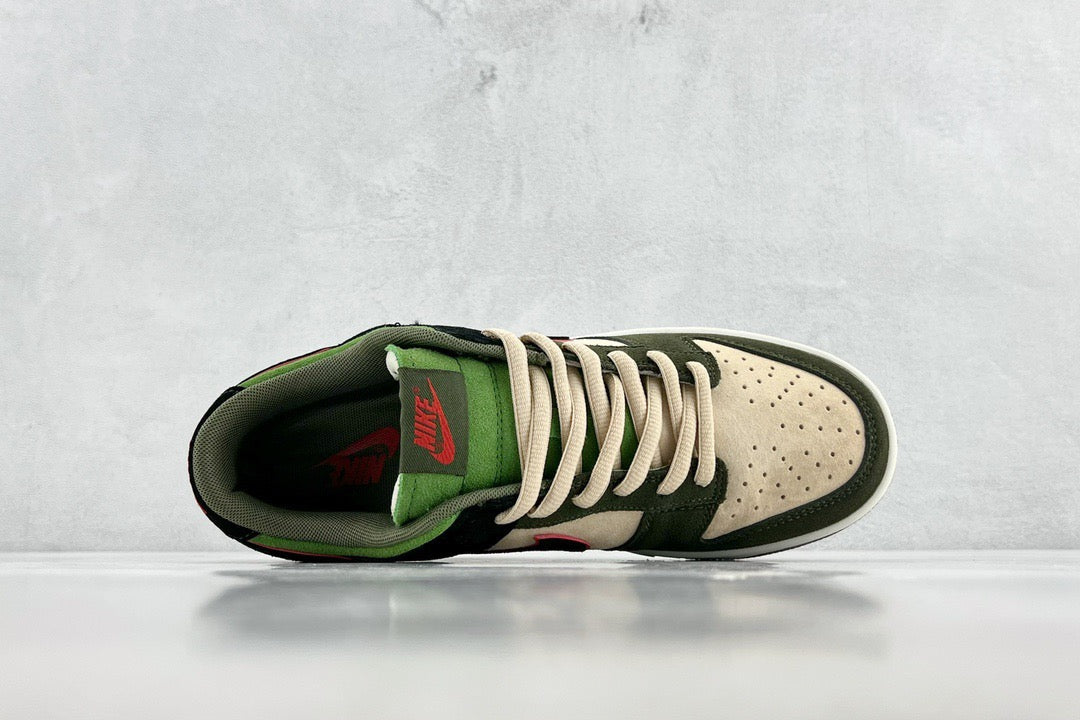 DUNK LOW x OTOMO KATUSHIRO