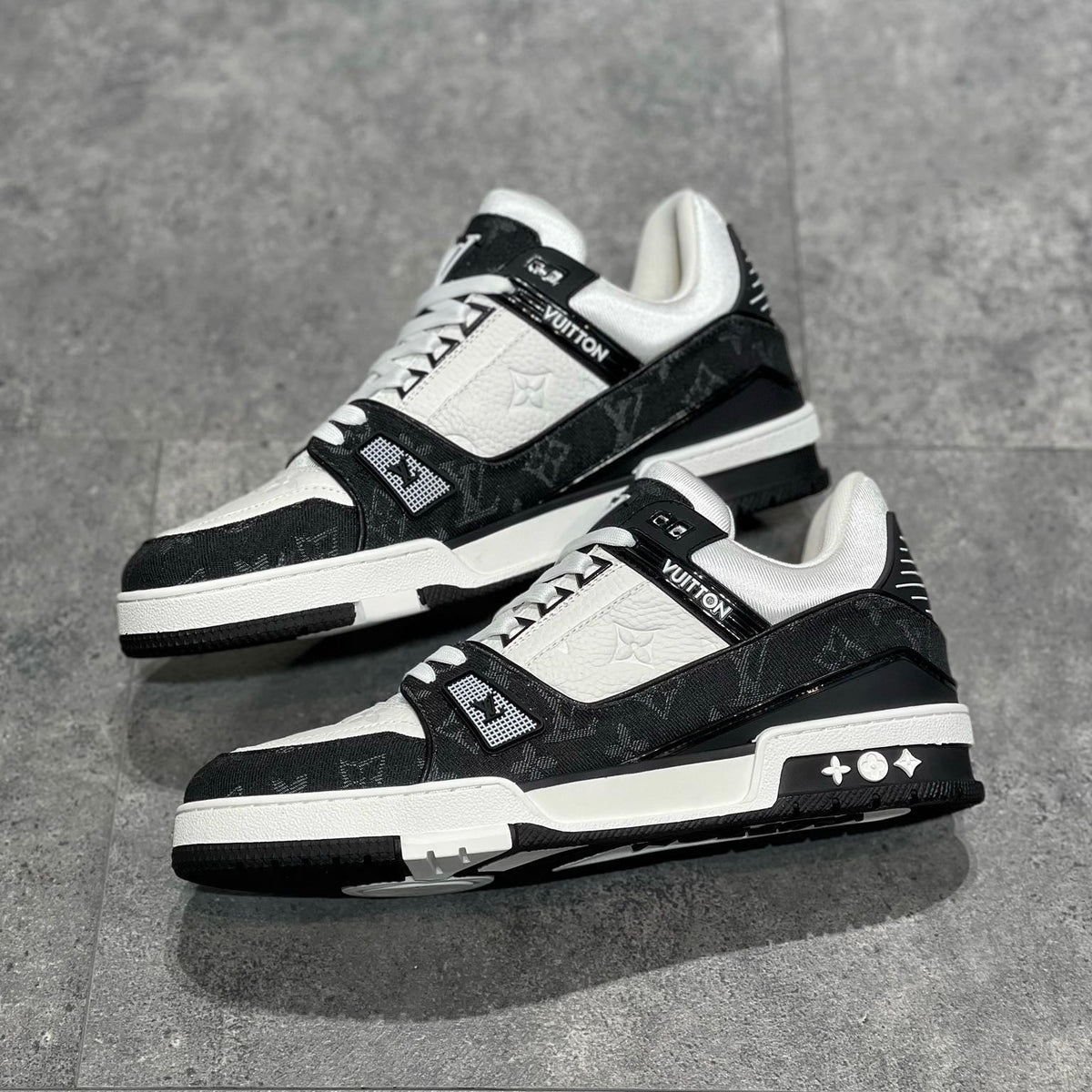 LOU TRAINERS