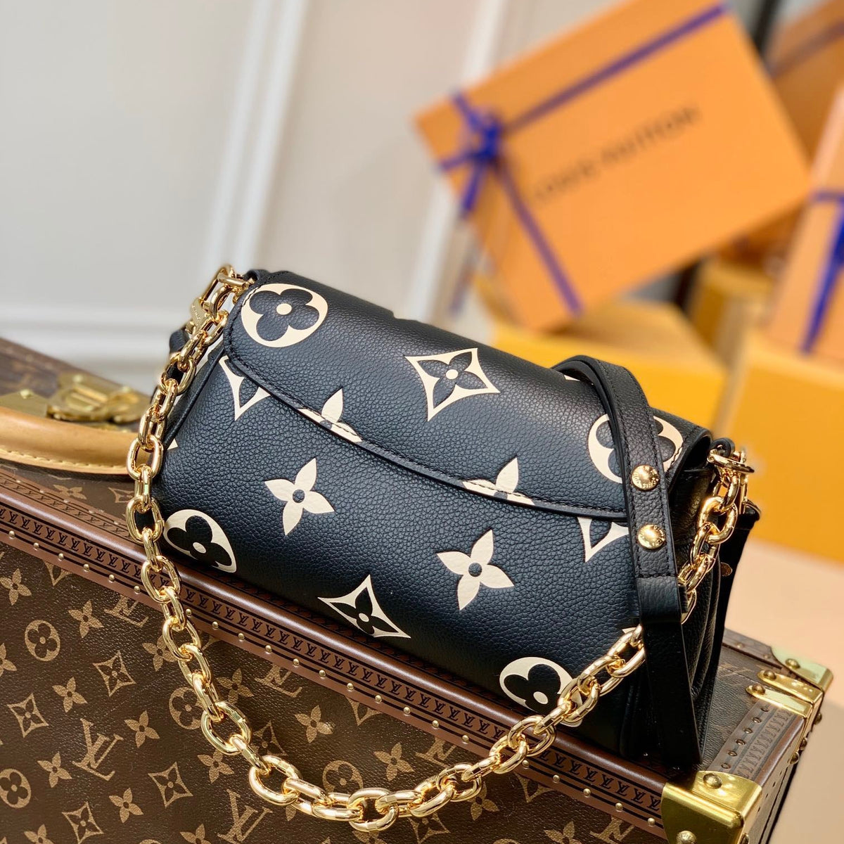 LOU FAVOURITE BAG