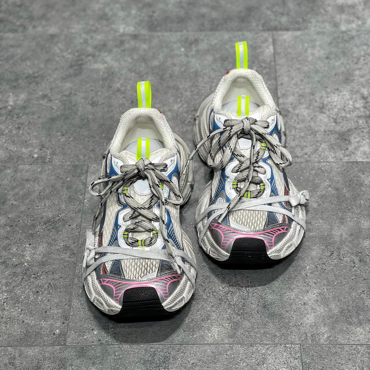 BAL 3XL TRAINERS