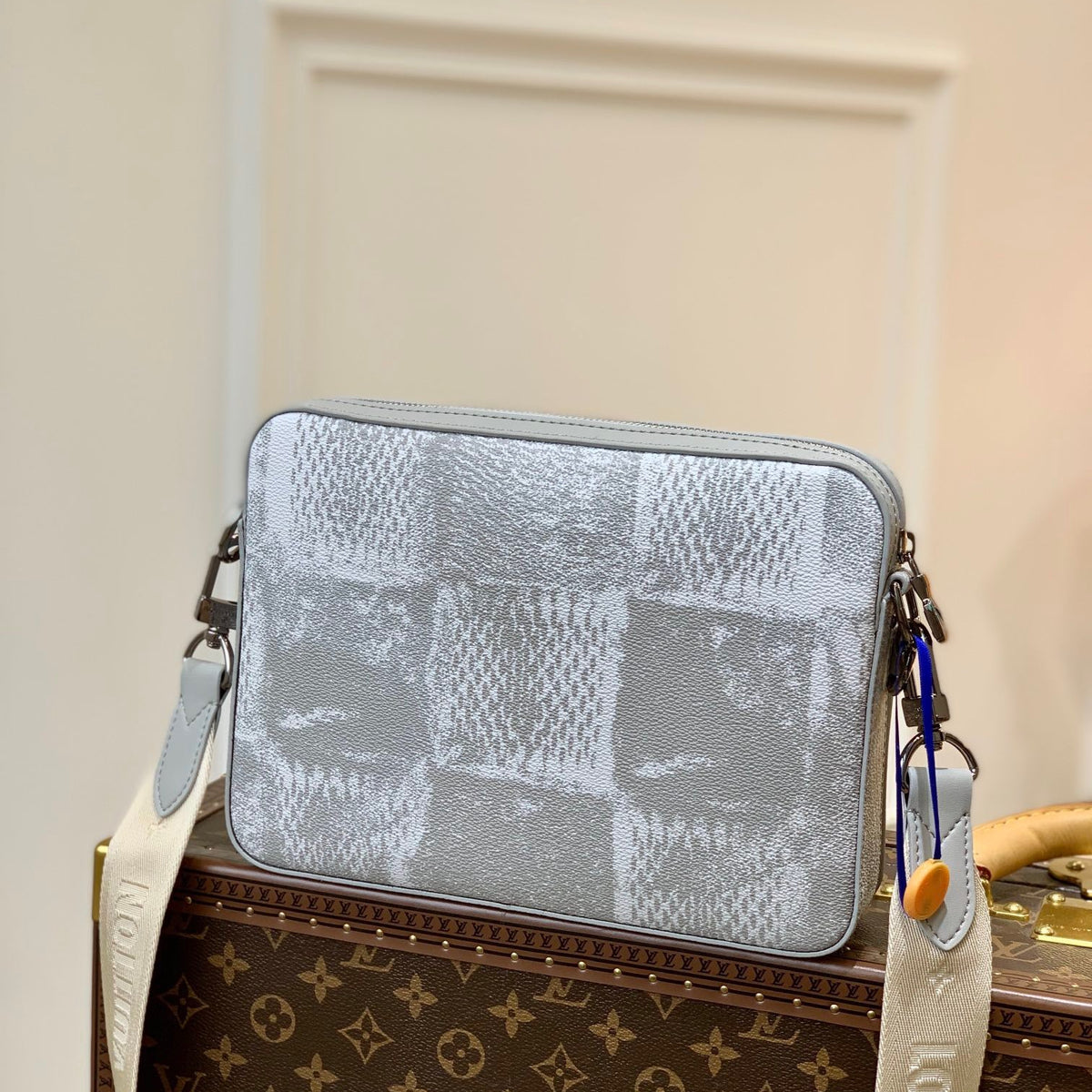 LOU TRIO MESSENGER BAG