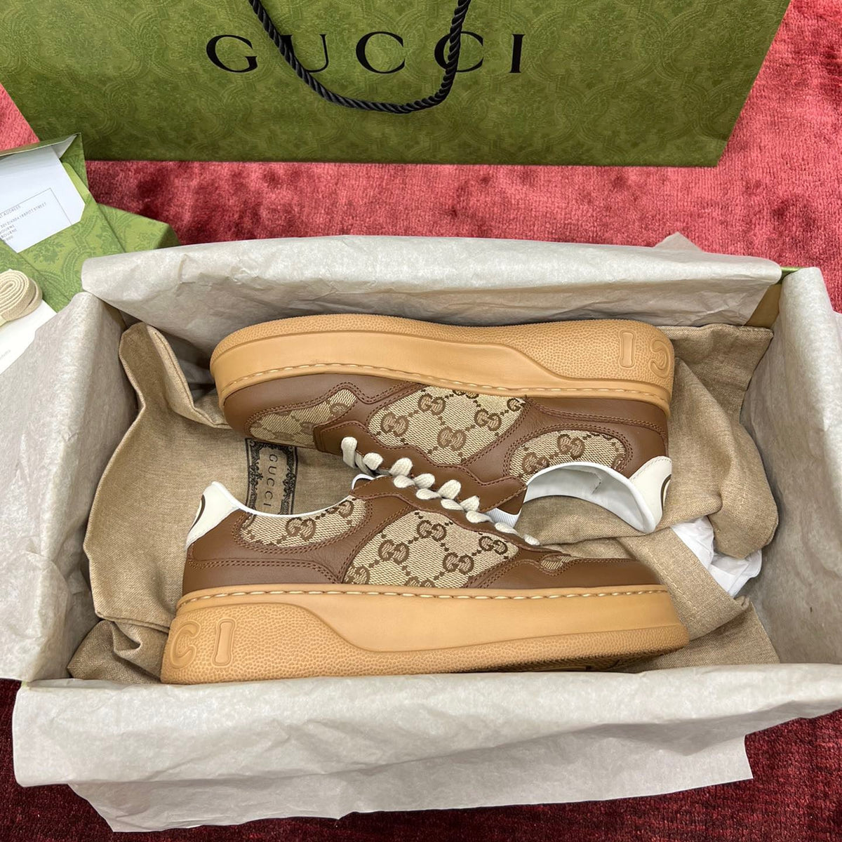 GG EMBOSSED SNEAKER