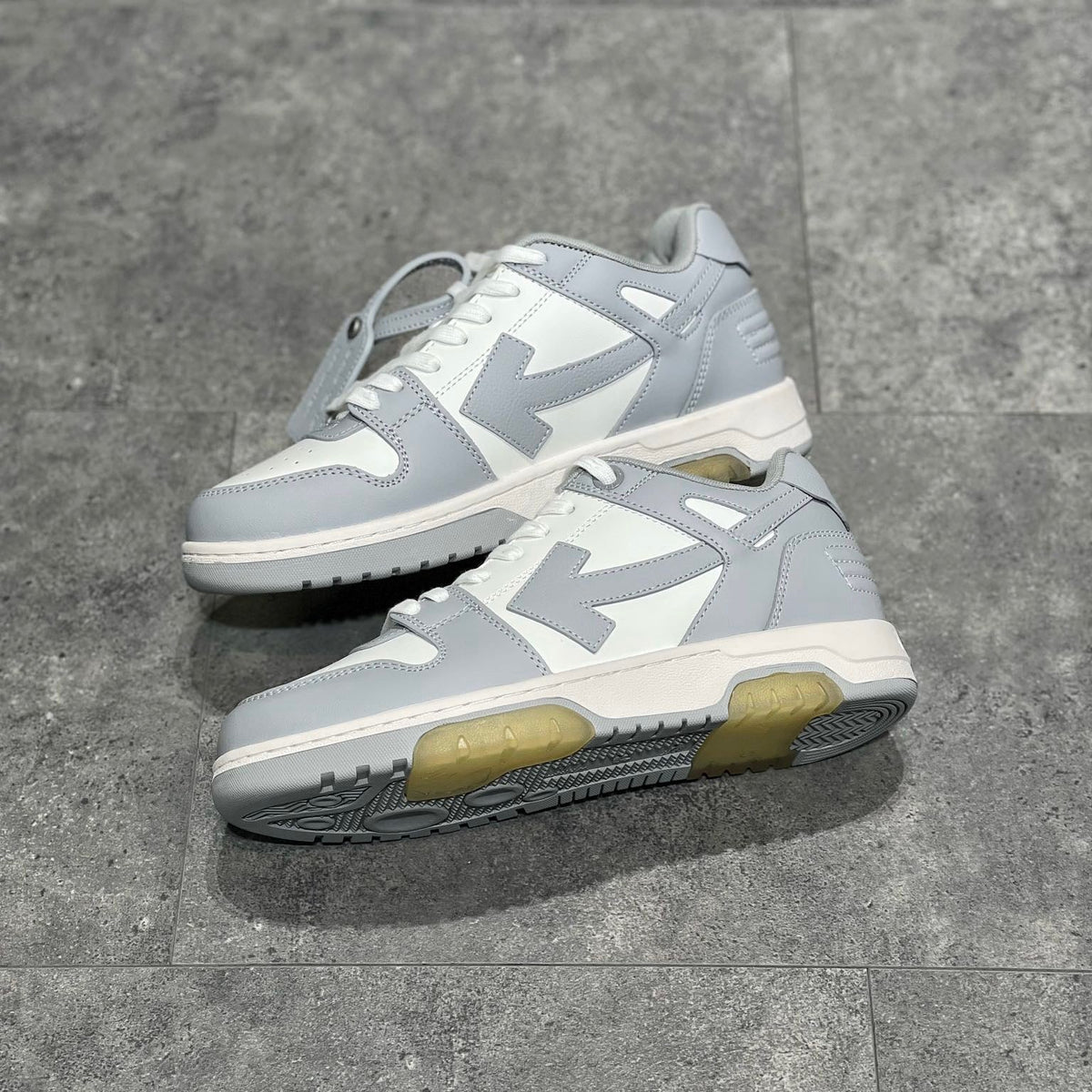 OFF W OUT OF OFFICE SNEAKERS