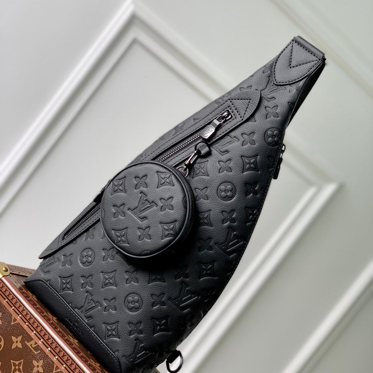 LOU DUO SLING BAG