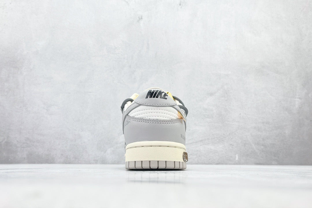 OFF WH DUNK LOW