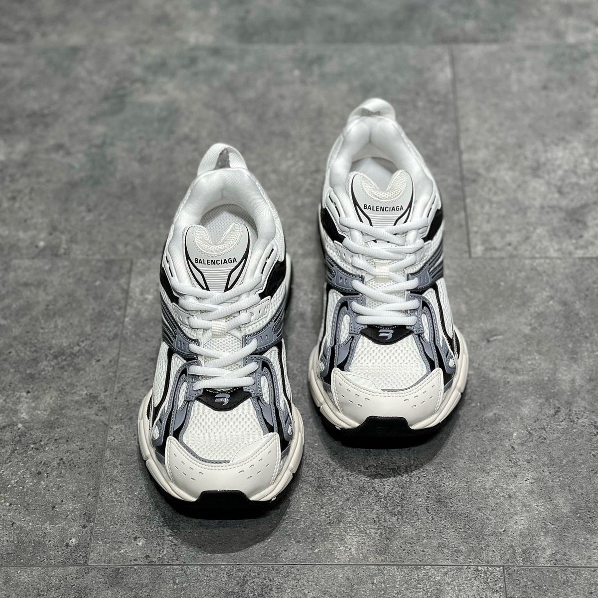 BAL X-PANDER TRAINERS