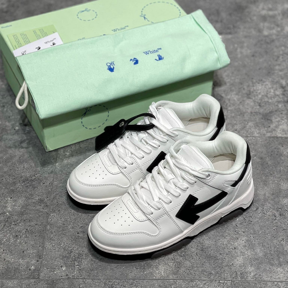 OFF W OUT OF OFFICE SNEAKERS