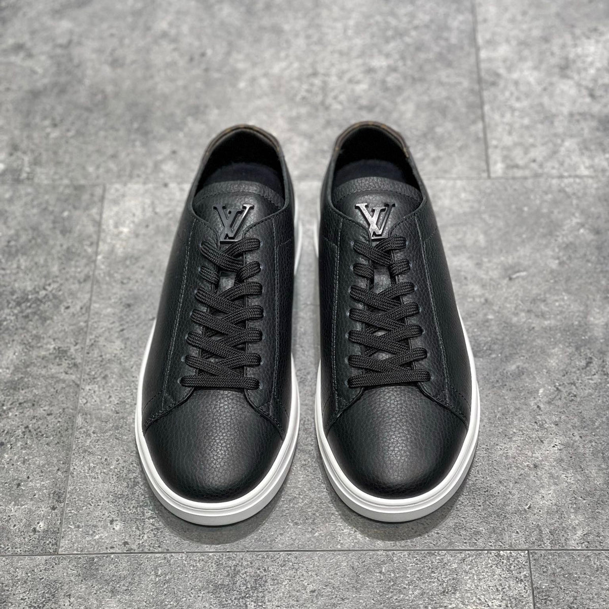 LOU RESORT TRAINERS