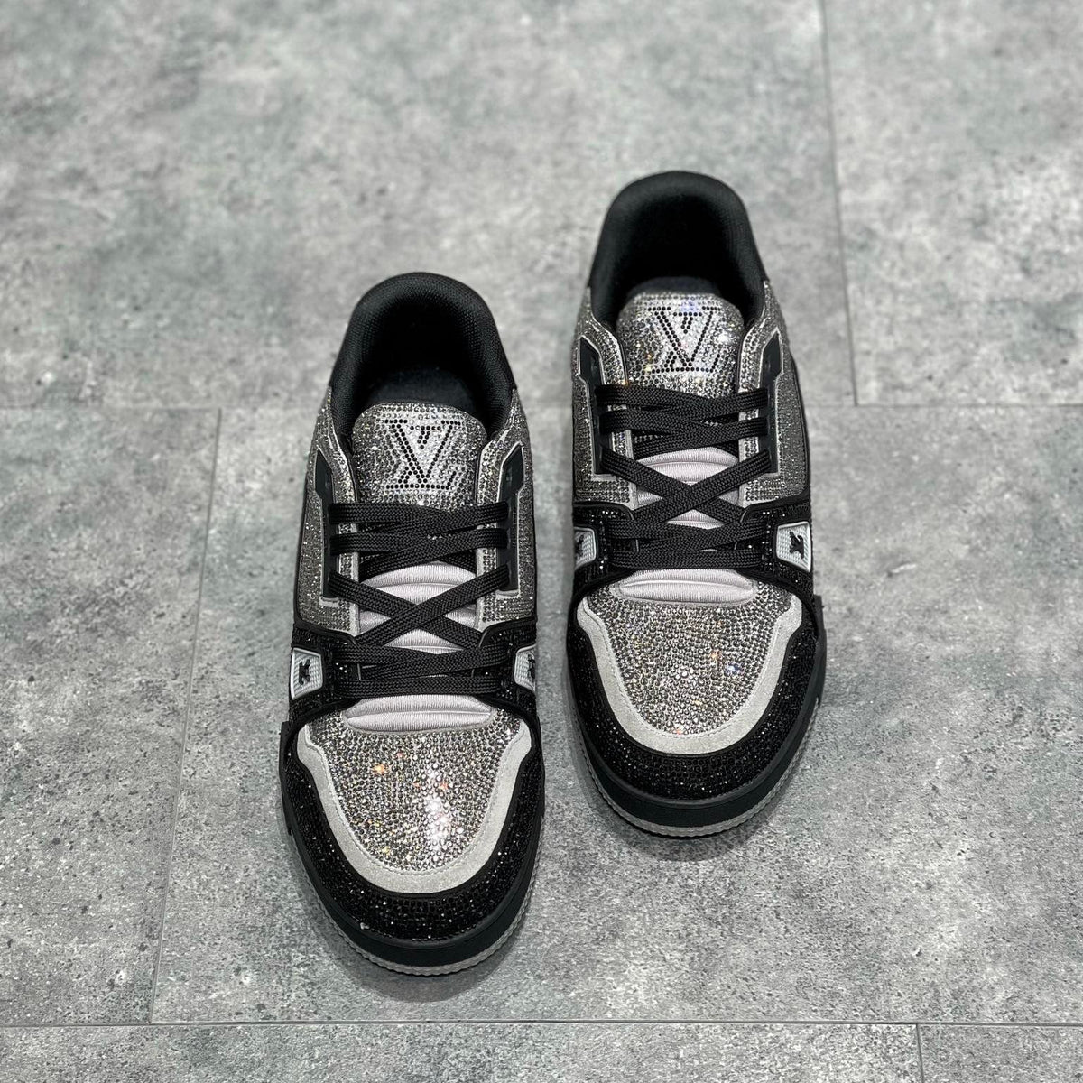 LOU TRAINERS