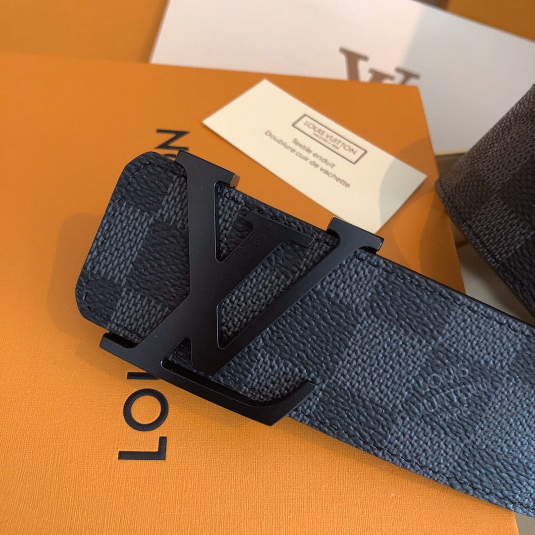 LOU INITIALS 40MM MATTE BLACK BELT