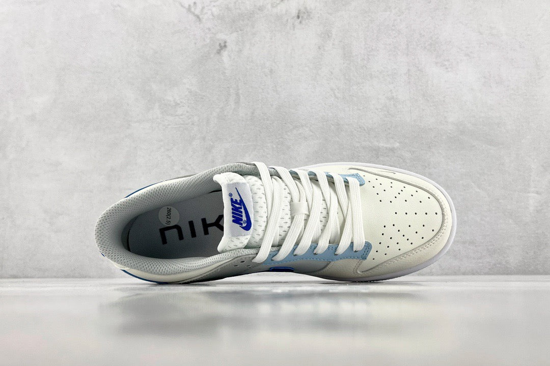 DUNK LOW IVORY HYPER ROYAL