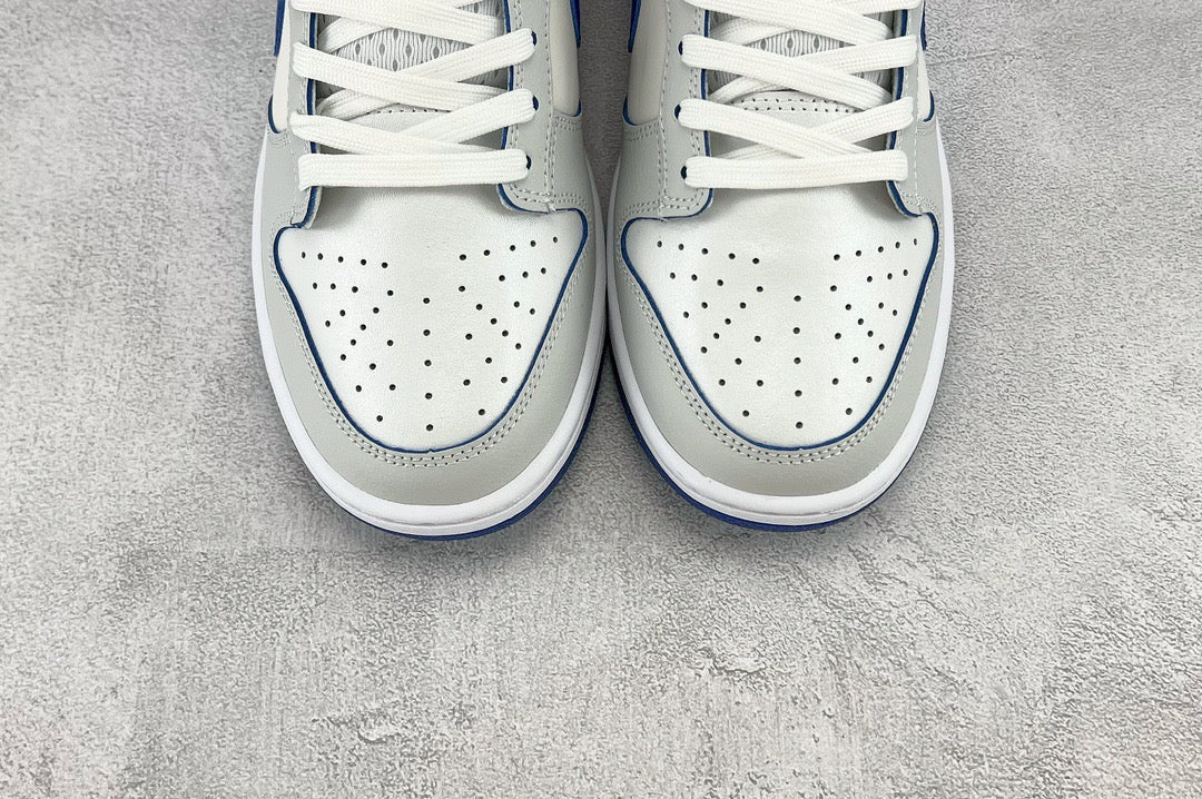 NIKE DUNK LOW RETRO