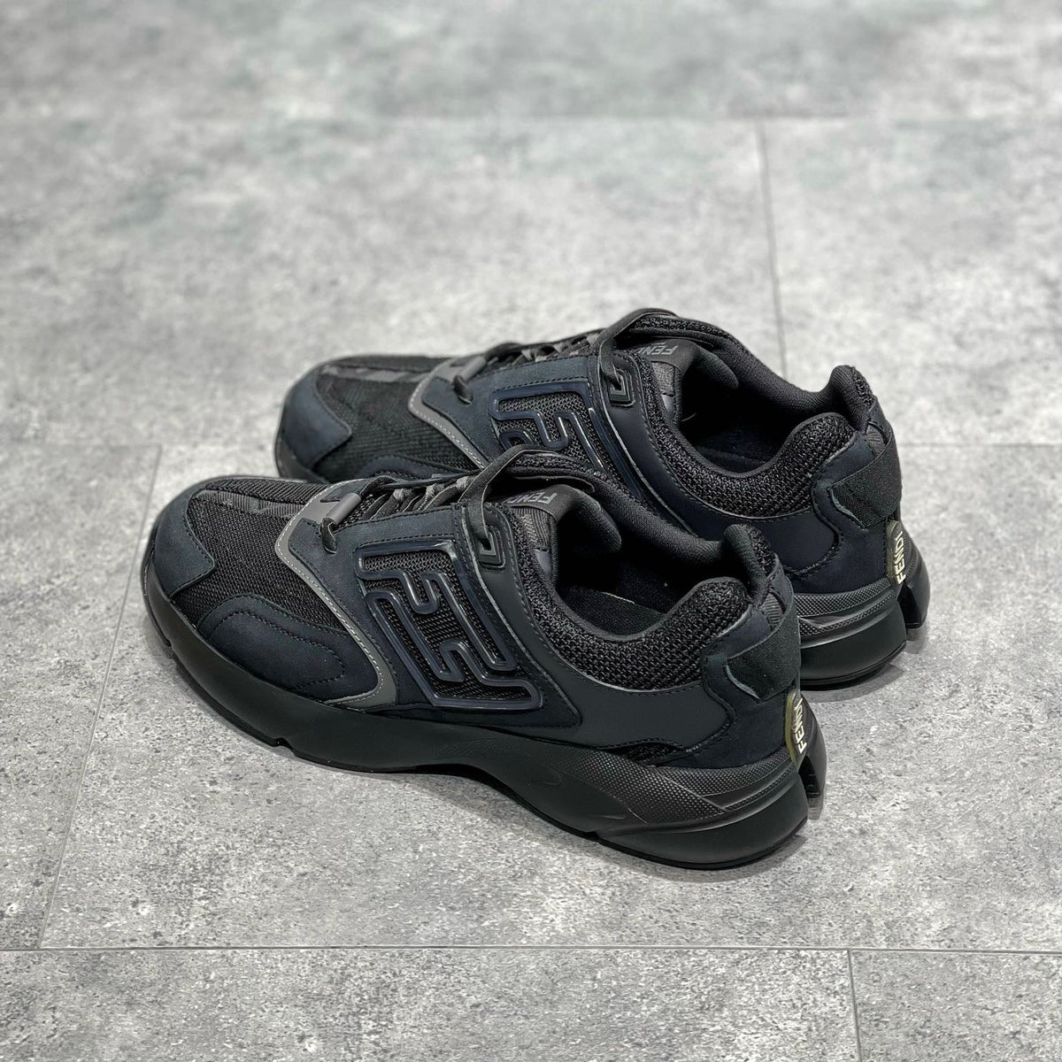 FEN FASTER SNEAKERS