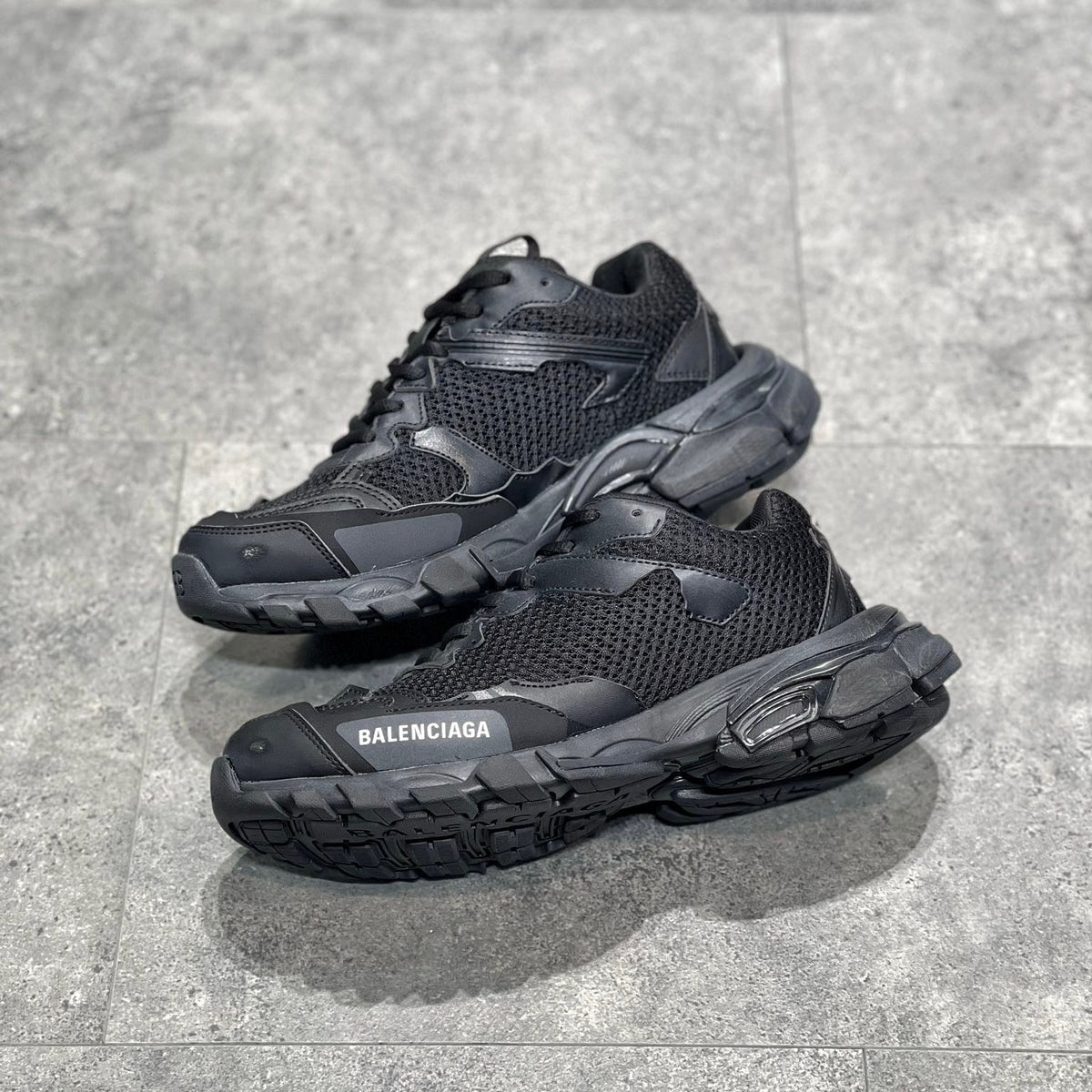 BAL TRACK 3 SNEAKERS