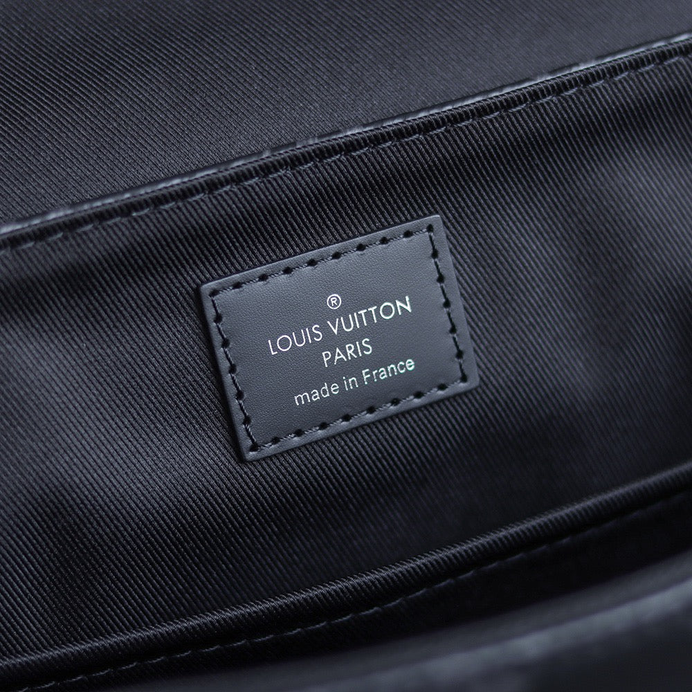LOU DISTRICT PM MESSENGER BAG