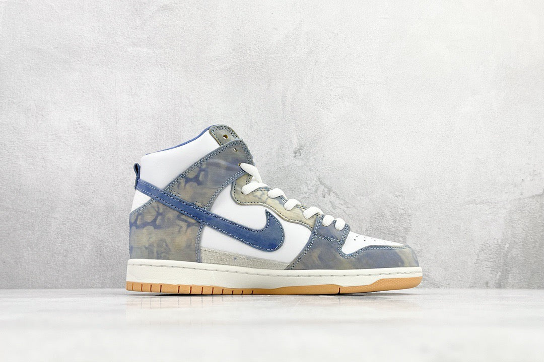 NIKE CARPET COMPANY WHITE HIGH ROYAL PULSE