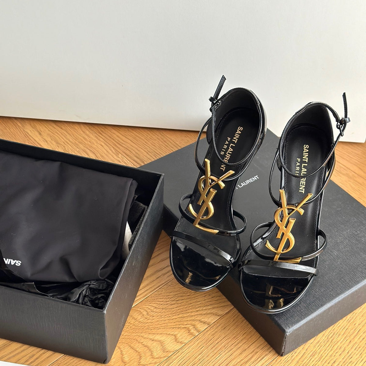 SL HEELS