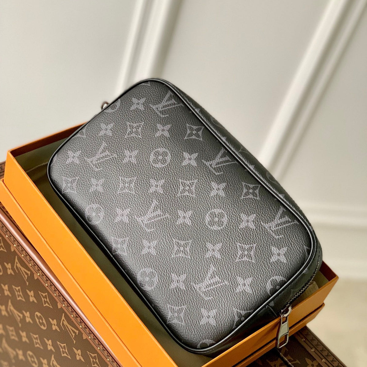 LOU POCHETTE KASAI