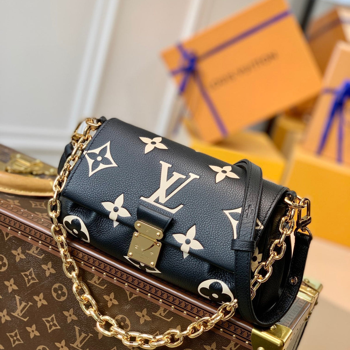 LOU FAVOURITE BAG