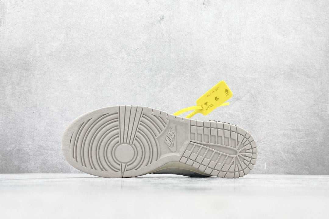 OFF WH DUNK LOW