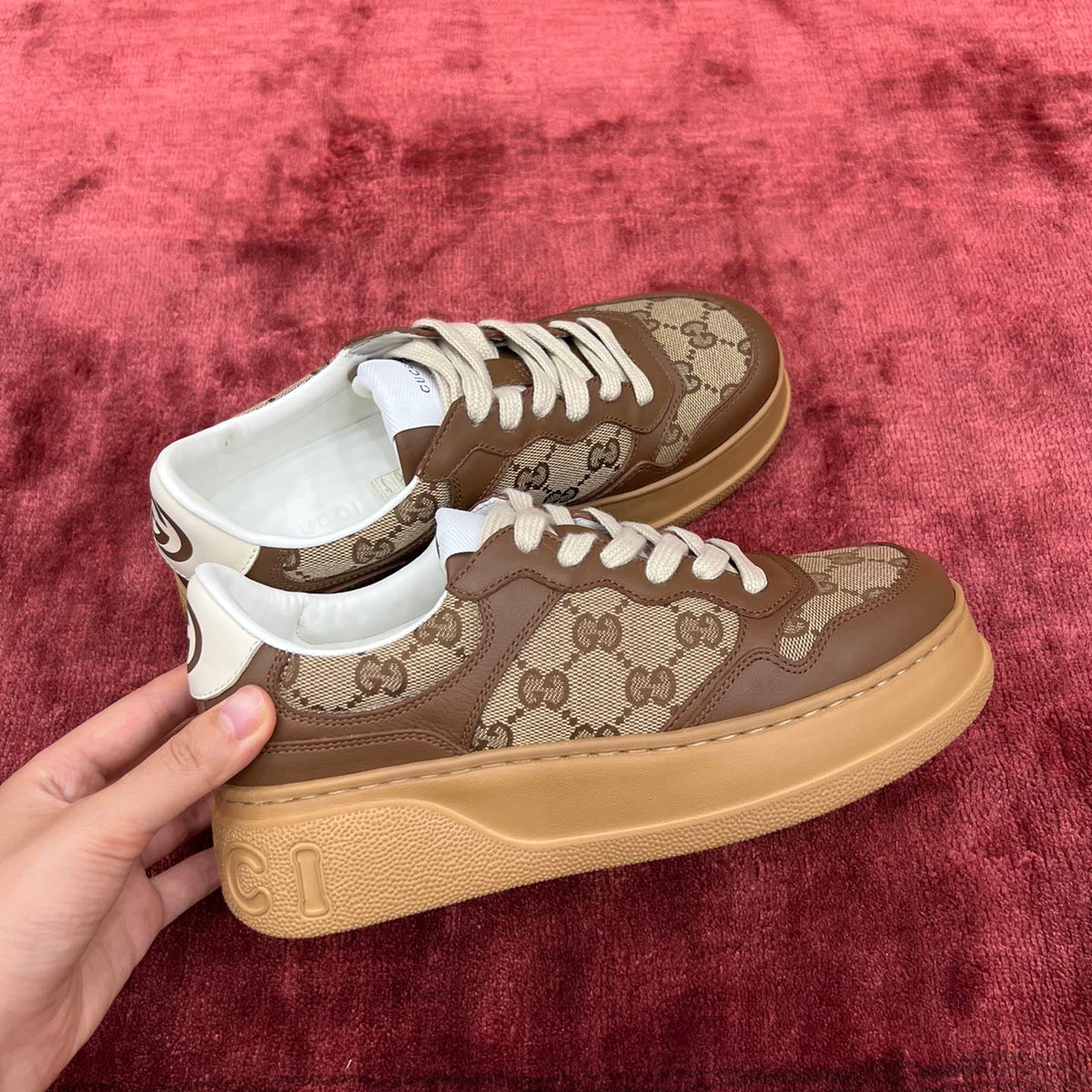 GG EMBOSSED SNEAKER
